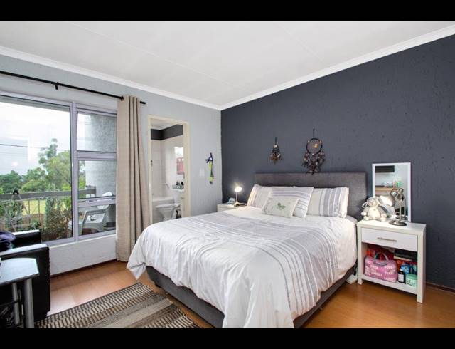 2 BEDROOM APARTMENT FOR SALE IN FOURWAYS GARDENS